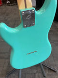 USED Fender Duo-Sonic Electric Guitar + Gig Bag