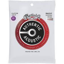 Martin MA535T Authentic Acoustic Lifespan 2.0 Treated 92/8 Phosphor Bronze Guitar Strings - .011-.052 Custom Light